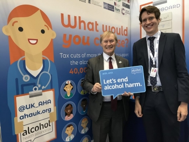 Sir David meets the Alcohol Health Alliance 